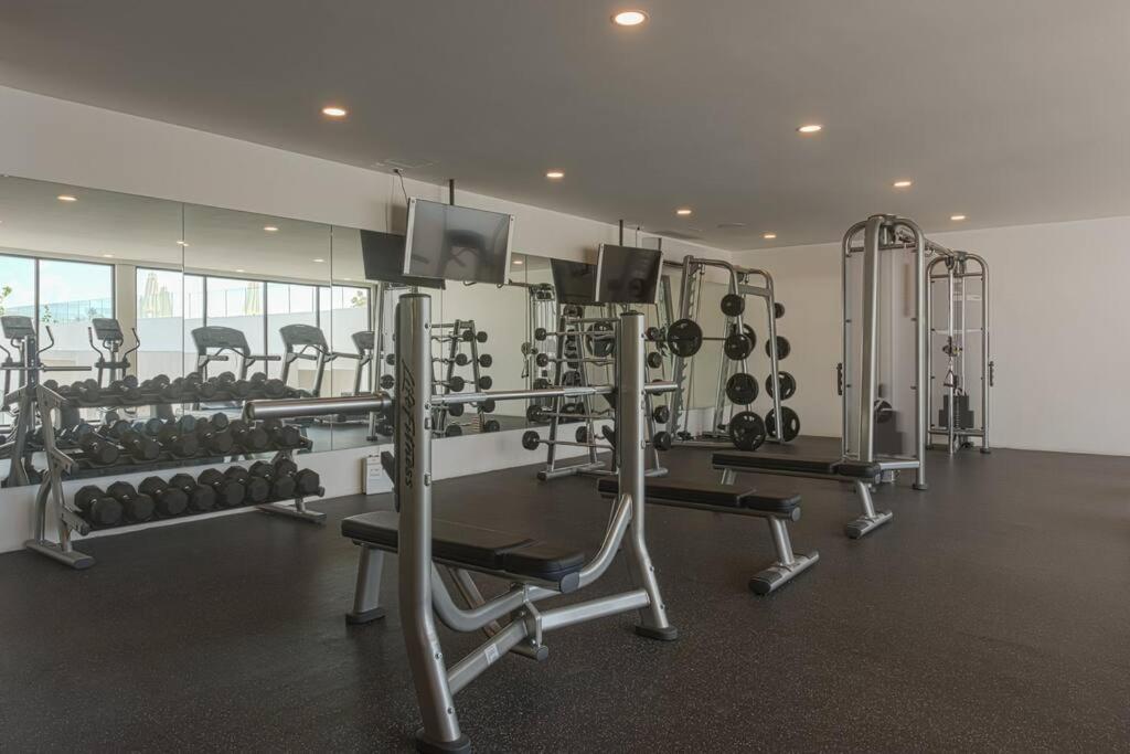 Ipana Condo, Rooftop Pools, Gym, Walk To Playa del Carmen