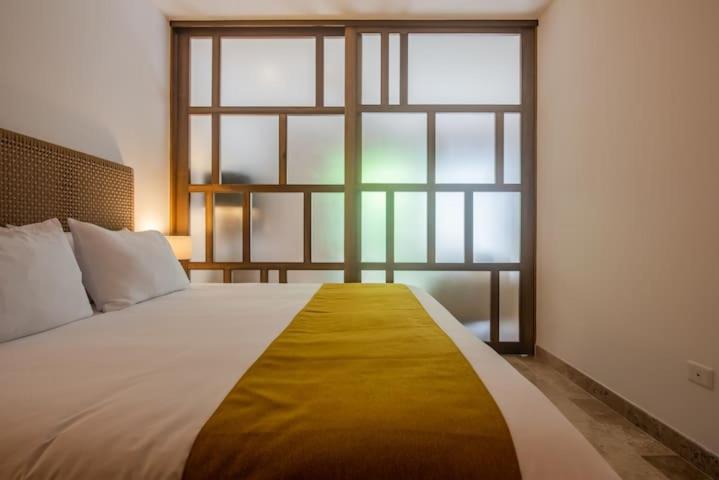 Apartamento Ipana Condo, Rooftop Pools, Gym, Walk To Playa del Carmen