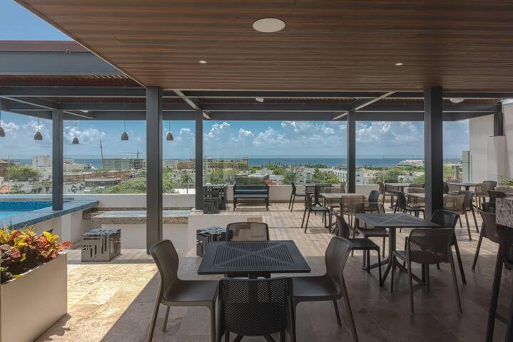 Ipana Condo, Rooftop Pools, Gym, Walk To Playa del Carmen