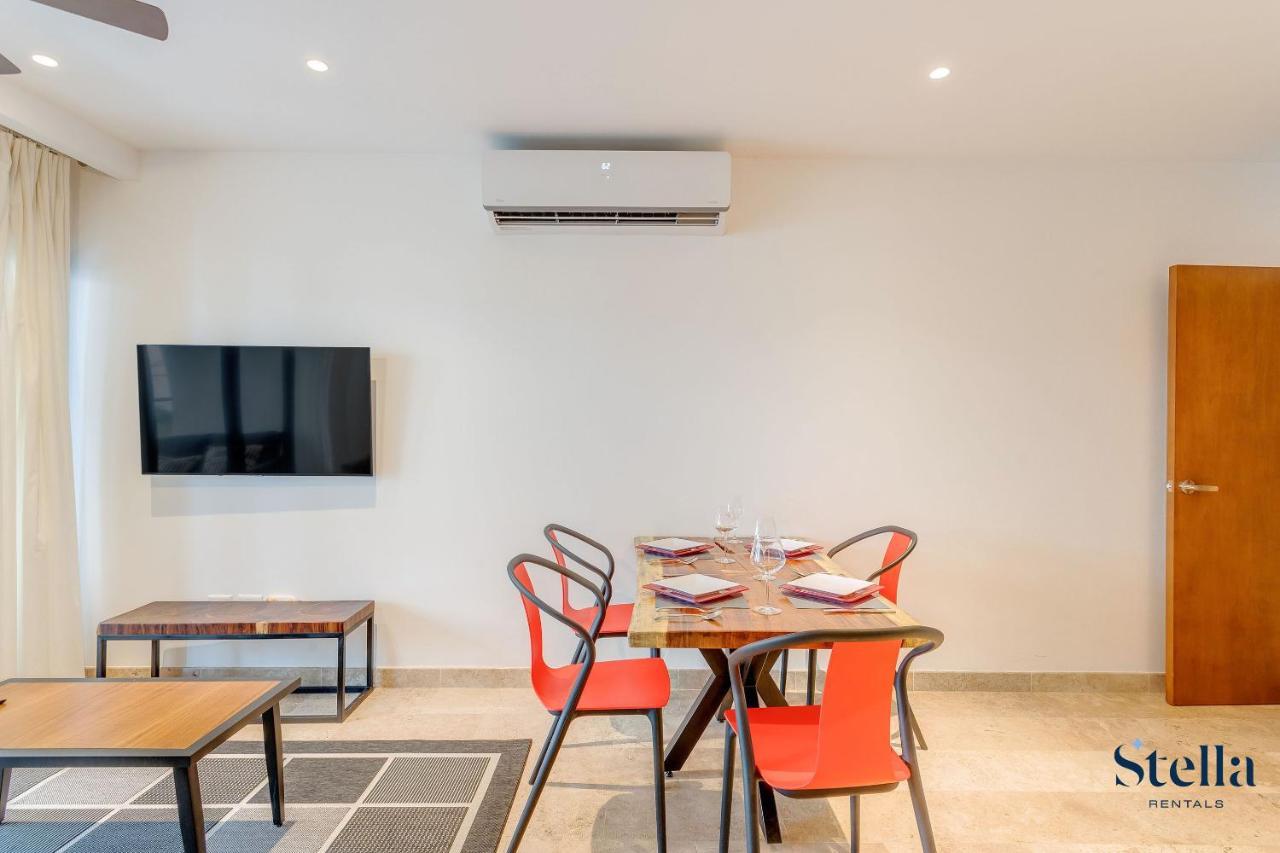Ipana Condo, Rooftop Pools, Gym, Walk To Playa del Carmen