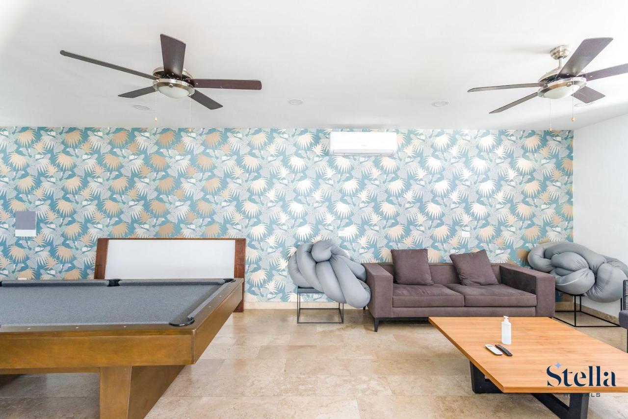 Ipana Condo, Rooftop Pools, Gym, Walk To