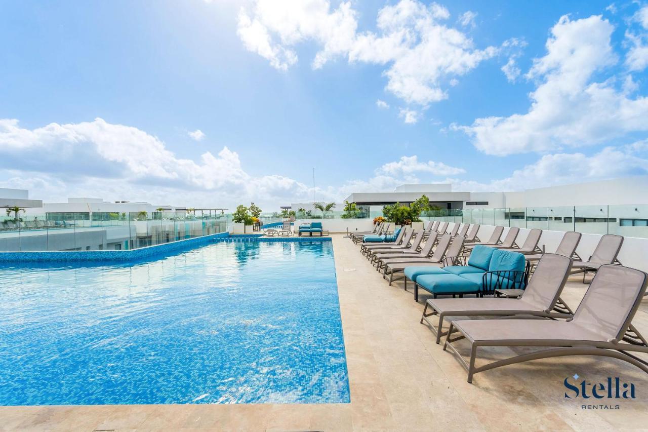 Ipana Condo, Rooftop Pools, Gym, Walk To Playa del Carmen