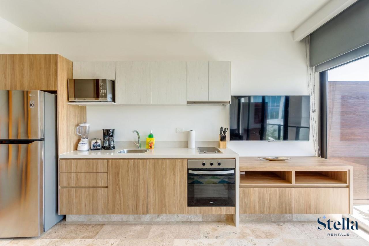 Ipana Condo, Rooftop Pools, Gym, Walk To * Playa del Carmen
